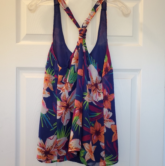 EUC Old Navy Floral Tank - Picture 4 of 7